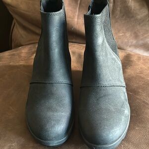 Women's SOREL Joan of Arctic Wedge II Chelsea Black Nubuck Ankle Boots Sz 5.5